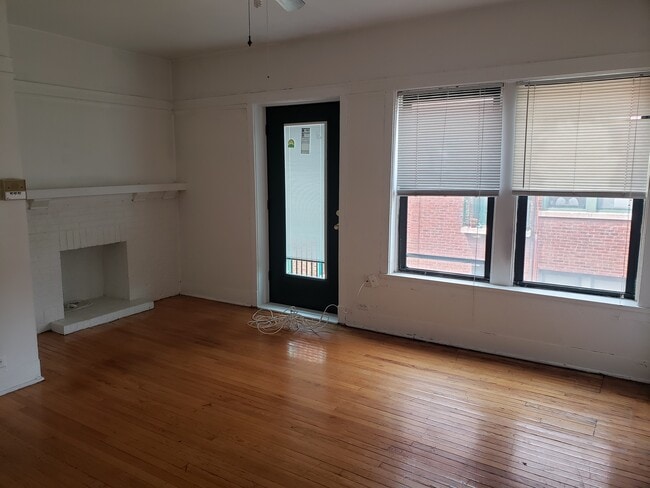 Building Photo - 3944 N Fremont St