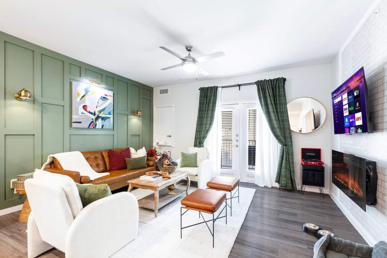 Foto principal - 7139 Wurzbach Rd