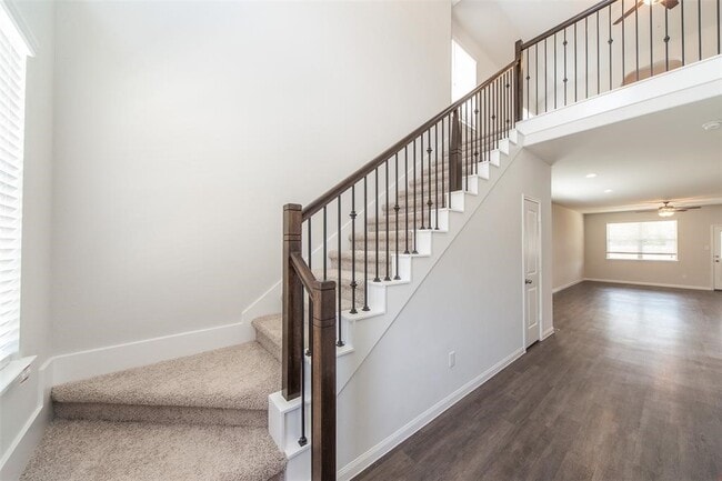 Building Photo - 2922 Orchid Ranch Dr