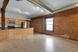Building Photo - 346 Connecticut St