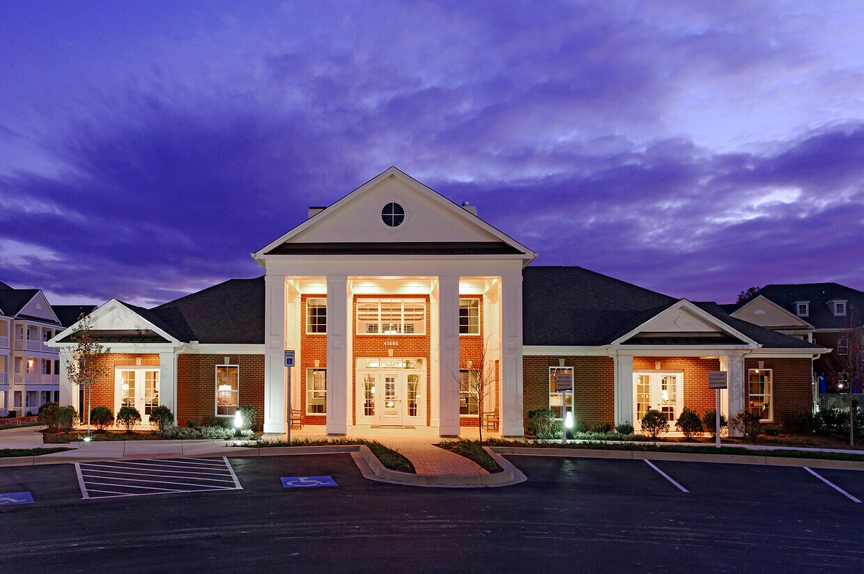 Settler's Landing Apartments in California, MD