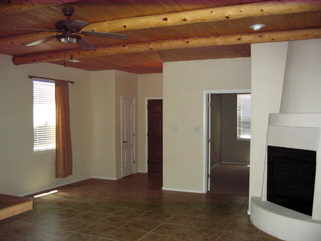 Building Photo - 3380 Wagon Wheel St SW