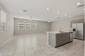 Building Photo - 4061 Campeche Ave
