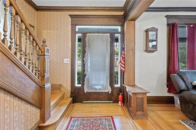 Foto del edificio - 2523 Dupont Ave N