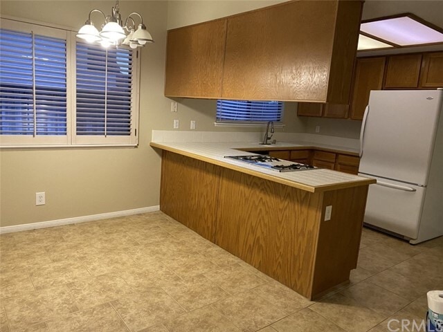Building Photo - 1352 Shakespeare Dr