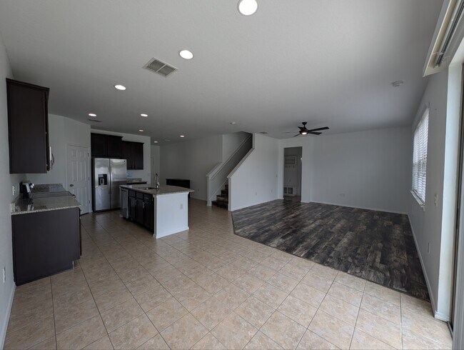 Building Photo - 15303 Stone House Dr