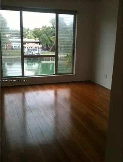 Foto del edificio - 3921 Meridian Ave