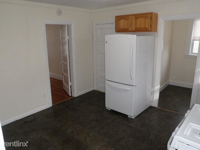 Building Photo - 231 Parsons St