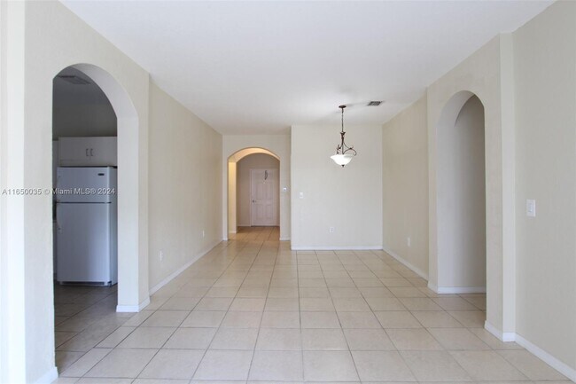 Foto del edificio - 10261 SW 226th Terrace