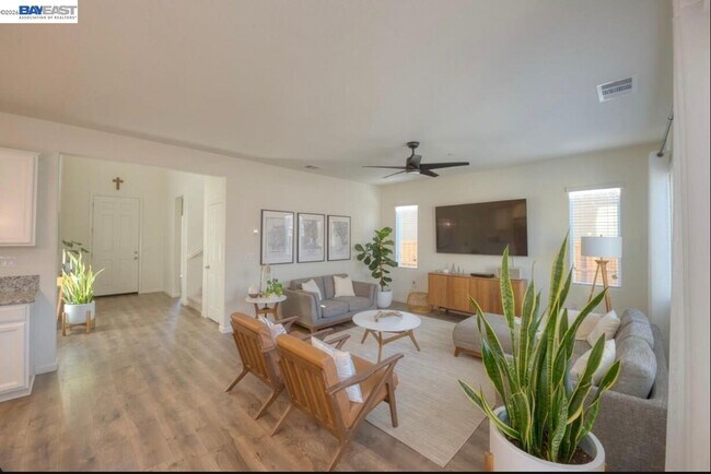 Foto del edificio - 21236 Grapevine Dr