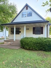 Building Photo - 1607 Nutwood St