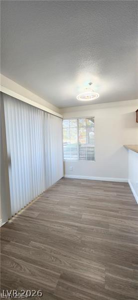 Building Photo - 2121 Blue Breeze Dr