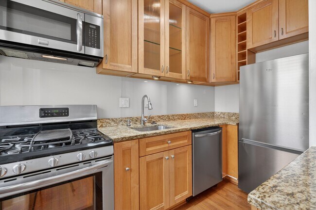 Foto del edificio - 3616 Connecticut Ave NW