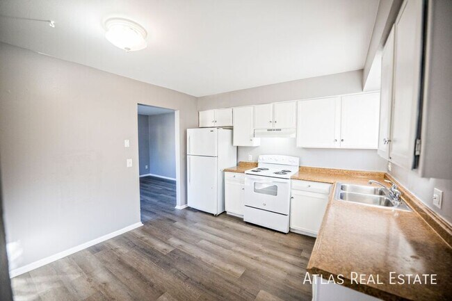 Foto del edificio - 16232 W 13th Ave