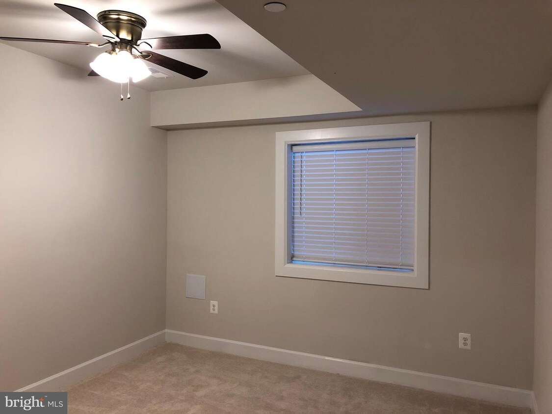 501 Cranston Ave, Kettering, MD 20774 Condo for Rent in Kettering, MD