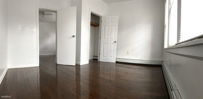 Building Photo - 111 Sunset Ave