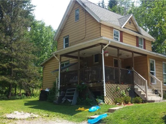 Building Photo - 217 Chestnut St