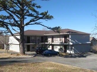 Foto de - 1065 N Lindell Ave