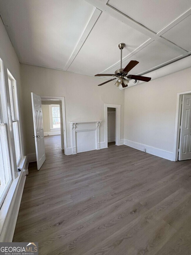 Foto del edificio - 641 West Ave