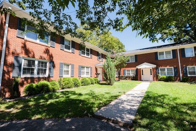 Foto del edificio - 315 S Mendenhall St