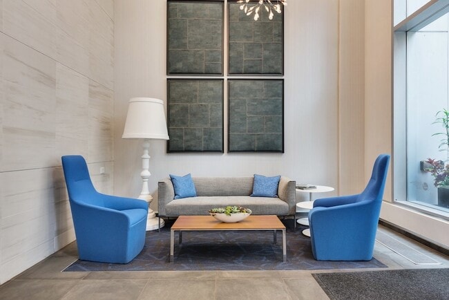 Foto del edificio - 8 E Randolph St