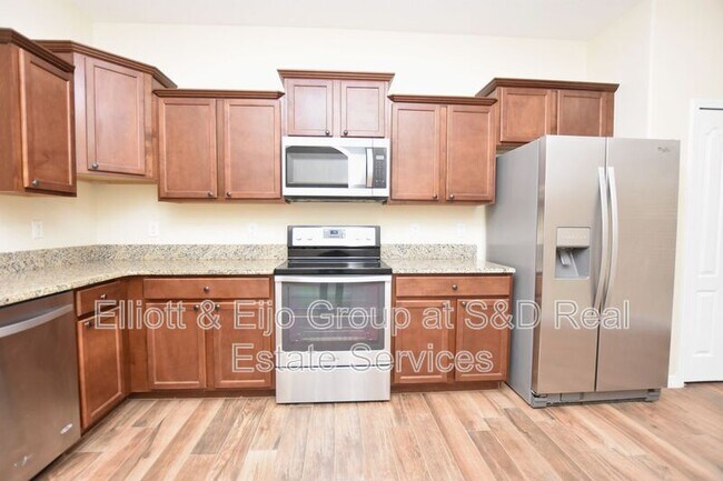 Building Photo - 4183 Shadetree Ln