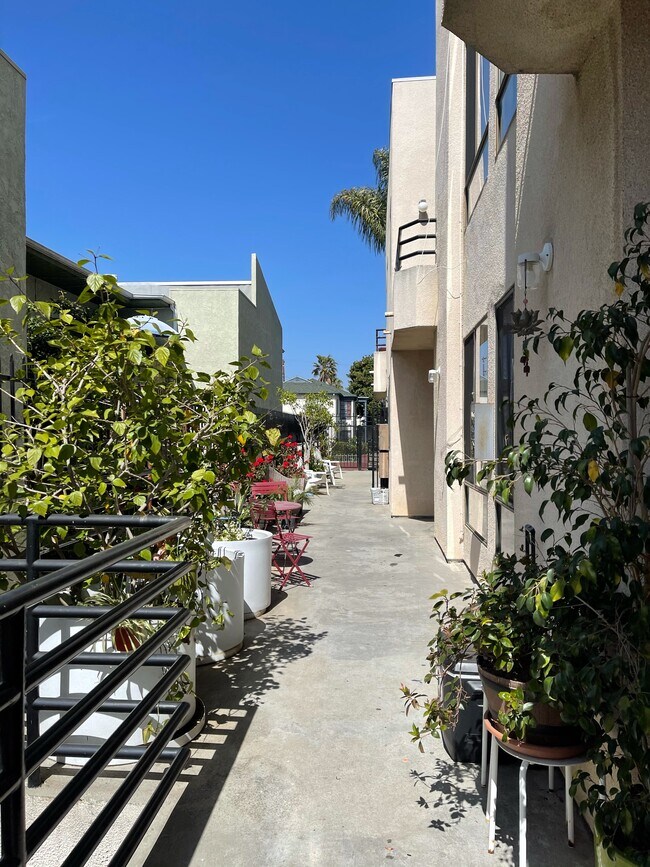 Foto del edificio - 1948 20th St