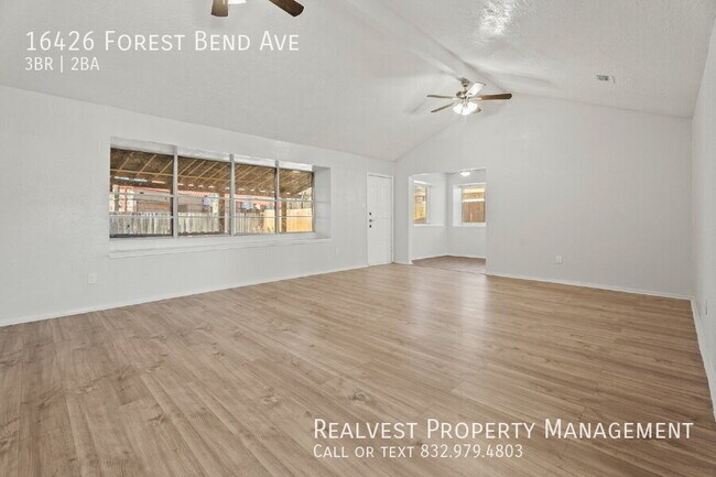 Building Photo - 16426 Forest Bend Ave