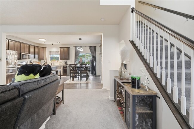 Building Photo - 1501 Canterbury Dr