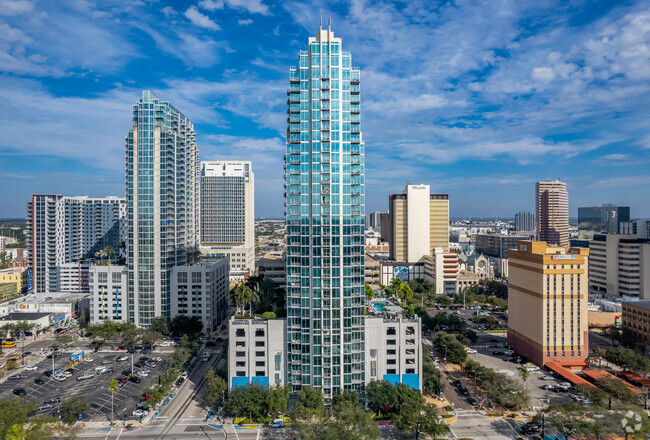 Building Photo - Skypoint Condominiums