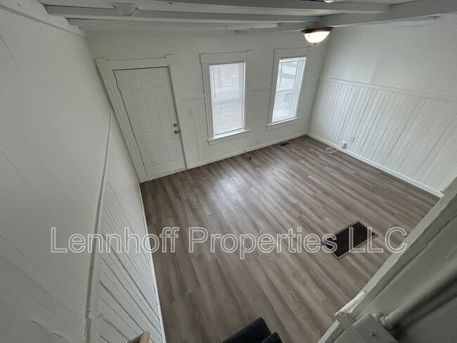 Photo - 27 Hilton St Apartment