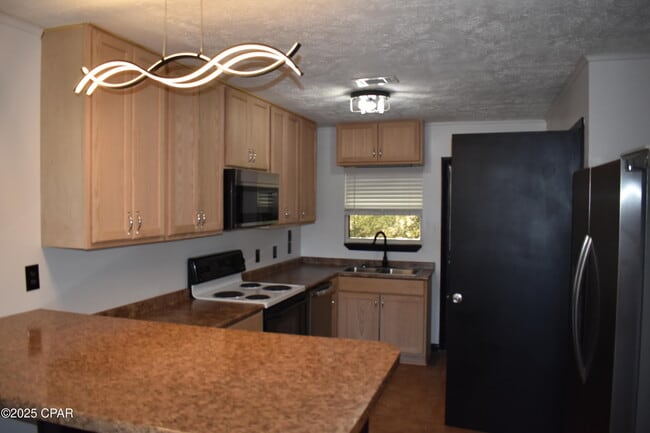 Foto del edificio - 3613 E 14th St