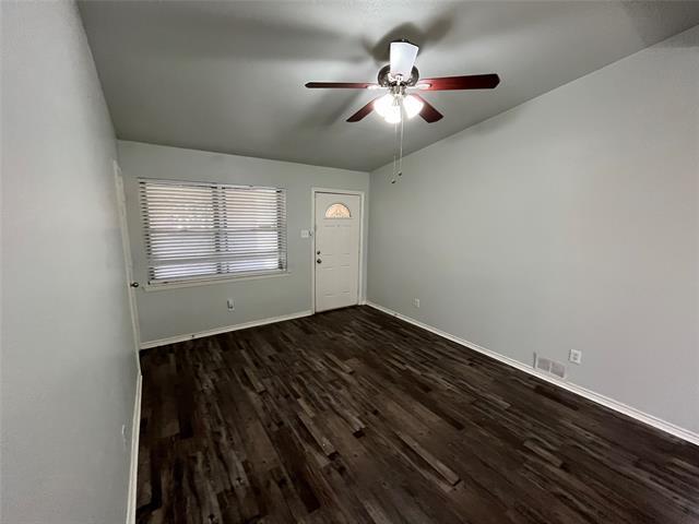 Foto del edificio - 1841 S Perry Rd