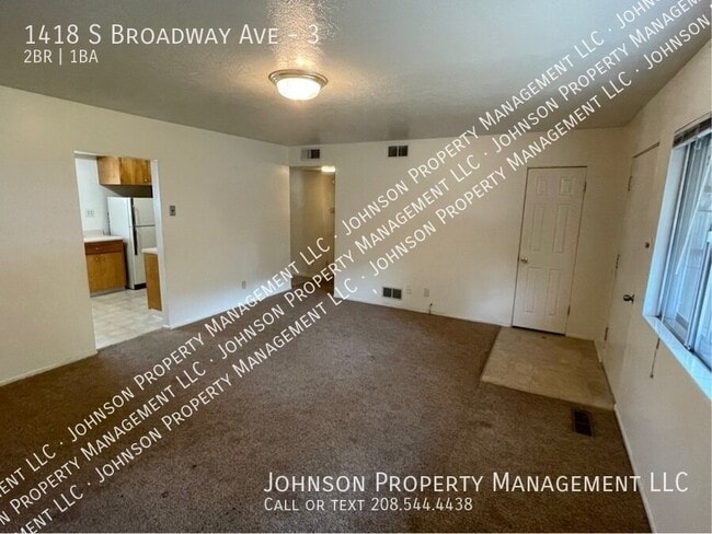 Building Photo - 1418 S Broadway Ave