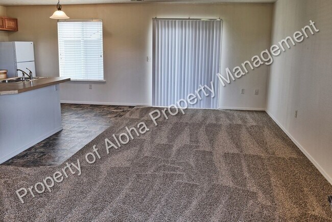 Foto del edificio - 1071 W Pine Ave