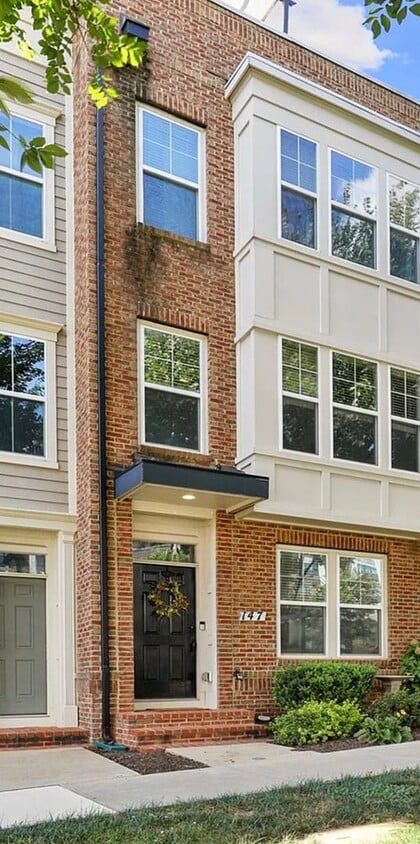 Primary Photo - "Coming Soon" 4 level LUXURY @ Crown Farm ...