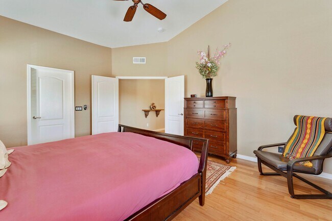 Foto del edificio - Gorgeous fully furnished home in Gilbert w...