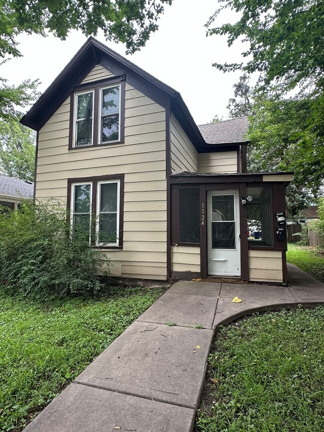Building Photo - 1124 Minnehaha Ave E