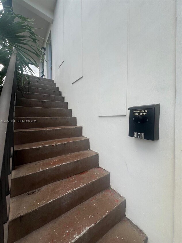 Foto del edificio - 467 E 13th St