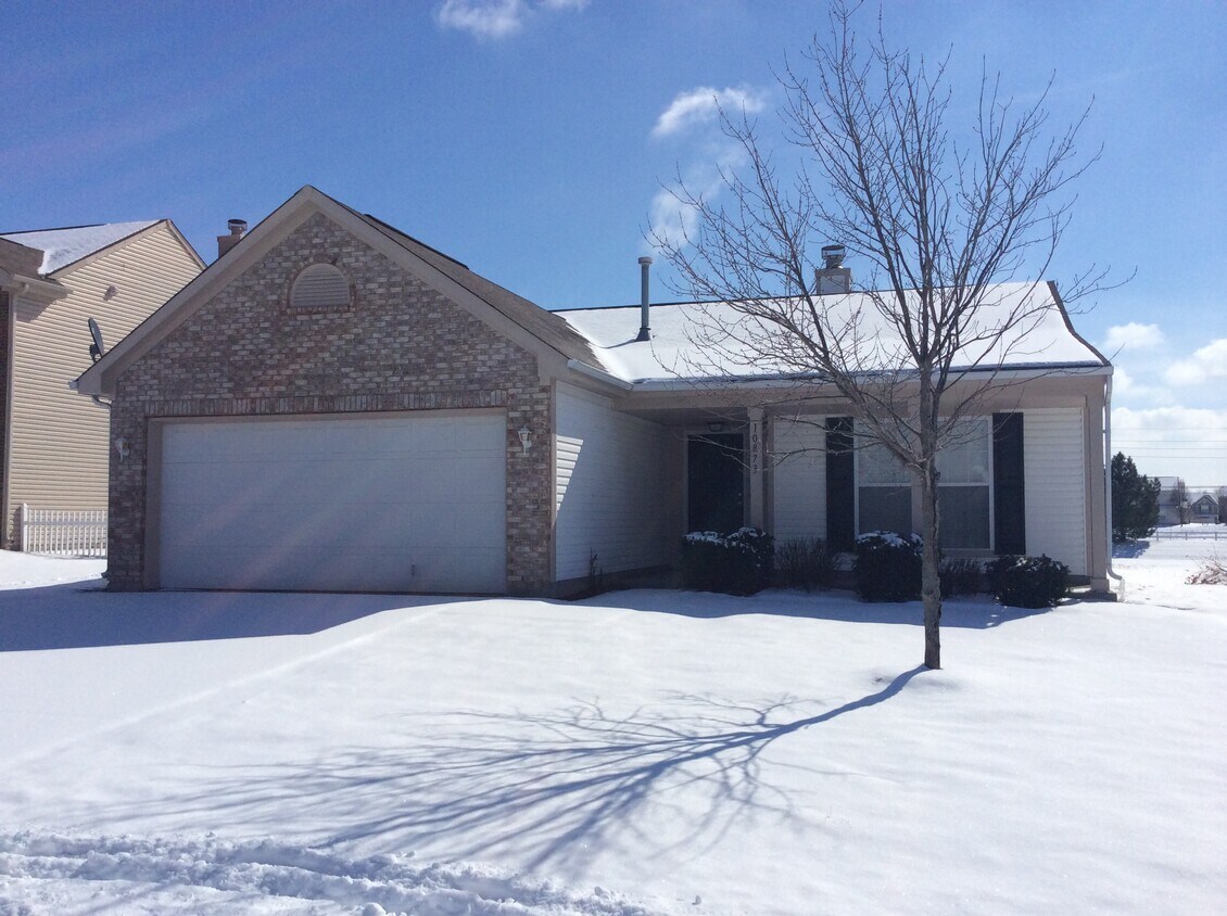 10873 Ashwood Drive House for Rent in Fishers, IN