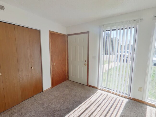 Foto del edificio - 3959 N Garland Cir