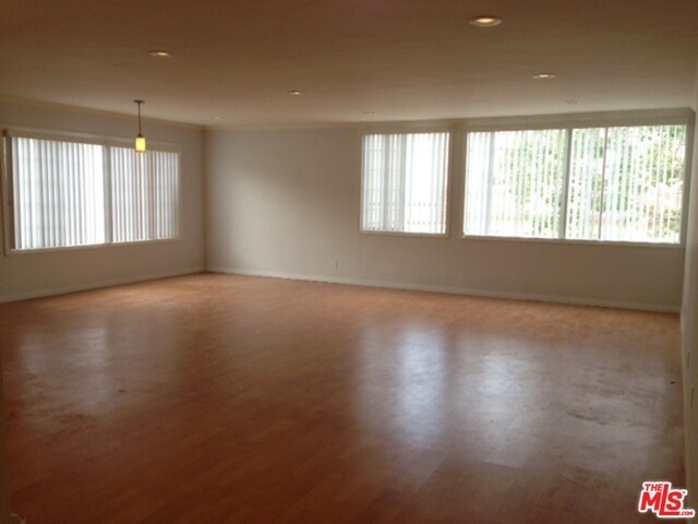 Foto del edificio - 216 Rexford Dr