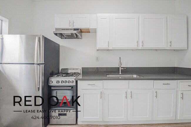 Foto del edificio - 822 S Park View St
