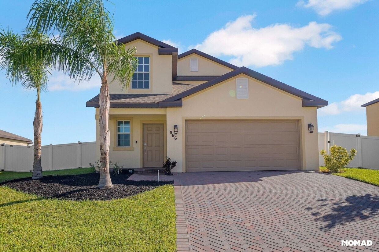 Primary Photo - Spacious 5BR House in Fort Pierce, minutes...