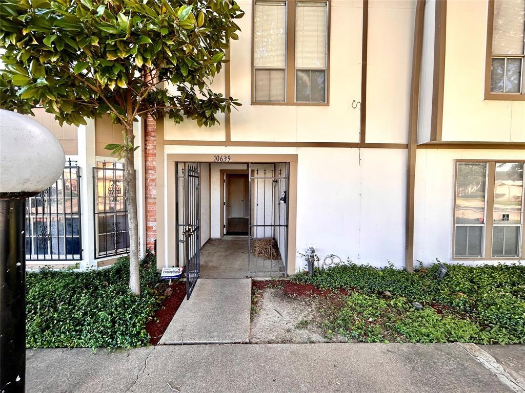 10639 Sandpiper Dr Unit 141, Houston, TX 77096 Condo for Rent in