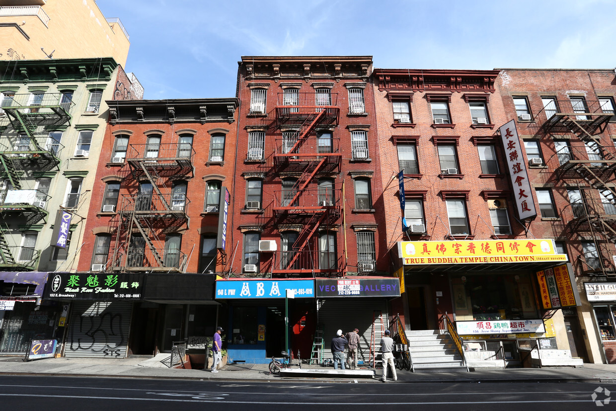 Foto del edificio - 154 E Broadway