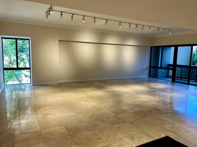 Foto del edificio - 10445 Wilshire Blvd