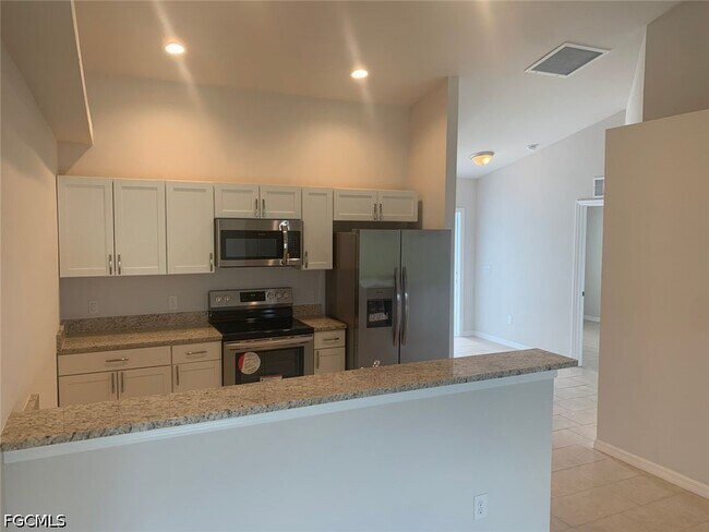 Building Photo - 1026-1030 Andalusia Blvd