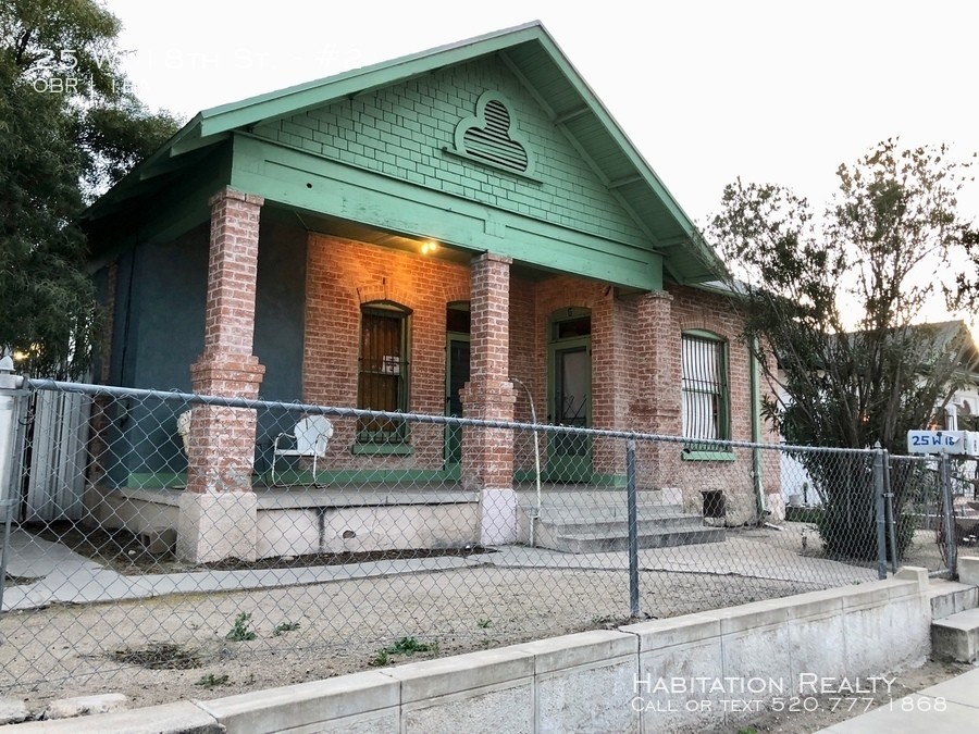 Primary Photo - Barrio Santa Rosa Restored 1905 Apt