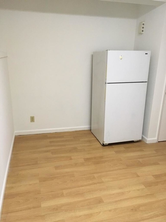 Foto del edificio - 1330 Pine St